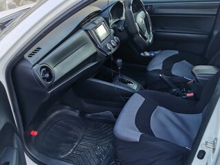 2016 Toyota Corolla Axio XI (E160, E170, E180) Рестайлинг 1, белый, 980000 рублей, вид 3