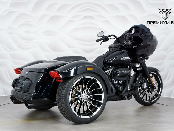 2024 Harley-Davidson Road Glide 3, чёрный, 4399000 рублей - вид 5