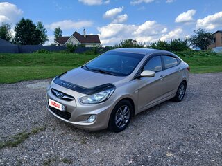 2011 Hyundai Solaris I, бежевый, 735000 рублей, вид 1