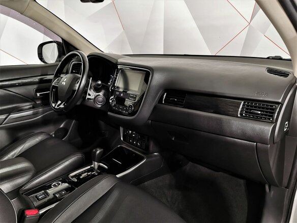 2018 Mitsubishi Outlander III Рестайлинг 2, серый, 1915150 рублей - вид 10