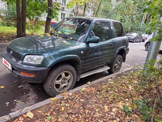 1999 Toyota RAV4 I (XA10), зелёный, 550000 рублей, вид 1