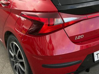 2023 Hyundai i20 III, красный, 1620000 рублей, вид 5