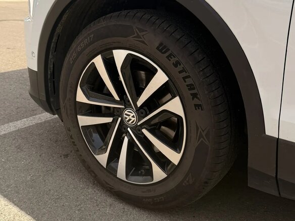 2019 Volkswagen Tiguan II, белый, 2575000 рублей - вид 10
