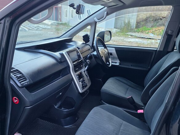 2013 Toyota Noah II (R70), чёрный - вид 7