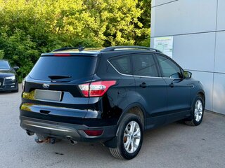 2018 Ford Kuga II Рестайлинг, чёрный, 1625000 рублей, вид 5