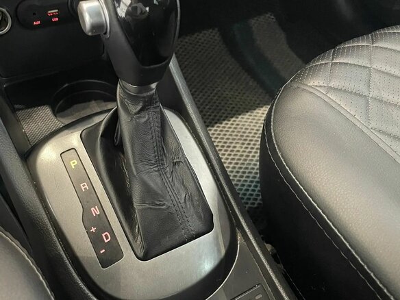2016 Kia Rio III Рестайлинг, белый - вид 17