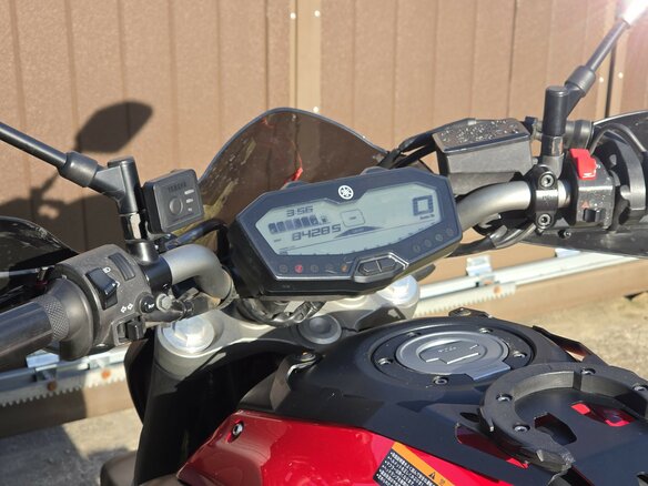 2015 Yamaha MT-07 (FZ-07), красный, 699000 рублей - вид 9