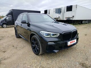 2020 BMW X5 30d IV (G05/G18), чёрный, 6993700 рублей, вид 1