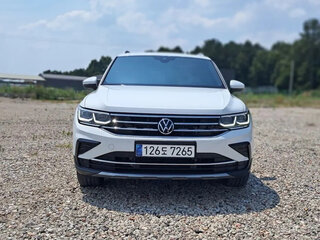 2022 Volkswagen Tiguan II Рестайлинг, белый, 2900000 рублей, вид 1
