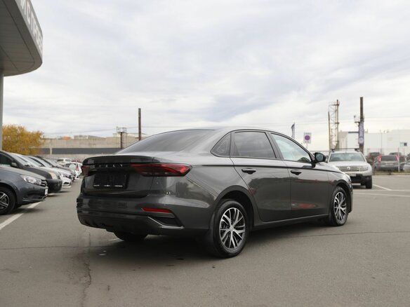 2024 Geely Emgrand II, серый, 1600000 рублей - вид 6
