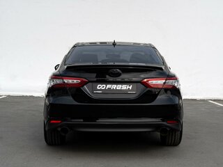 2020 Toyota Camry VIII (XV70), чёрный, 2777000 рублей, вид 4