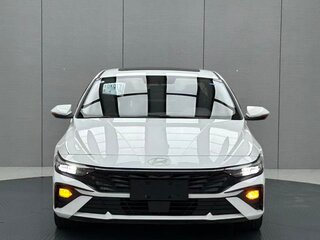 2023 Hyundai Elantra VII (CN7), белый, 1365000 рублей, вид 2