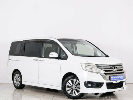Honda Stepwgn IV Рестайлинг