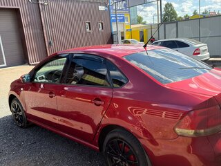 2011 Volkswagen Polo V, красный, 780000 рублей, вид 4