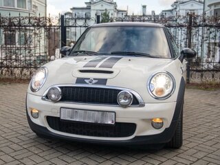 2008 Mini Hatch Cooper S II (R56), белый, 1100000 рублей, вид 1