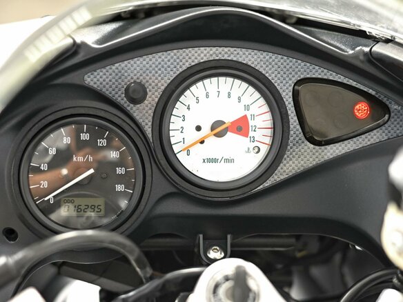 1999 Suzuki SV 650, серебристый, 327000 рублей - вид 8