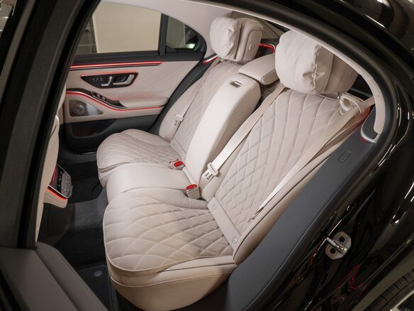 2026 Mercedes-Benz S-Класс 450 d Long 4MATIC VII (W223) Рестайлинг, чёрный, 28620000 рублей - вид 31