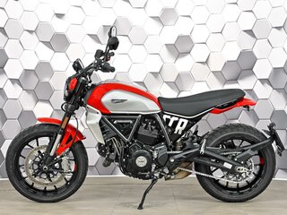 2024 Ducati Scrambler 800, красный, 979000 рублей, вид 4