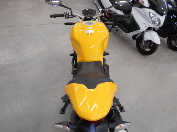 2018 Ducati Monster 821, жёлтый, 760000 рублей - вид 18