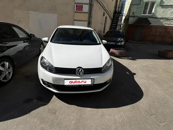 2011 Volkswagen Golf VI, белый, 1150000 рублей - вид 6