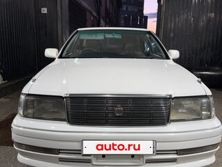 1995 Toyota Crown X (S150), белый, 630000 рублей, вид 2