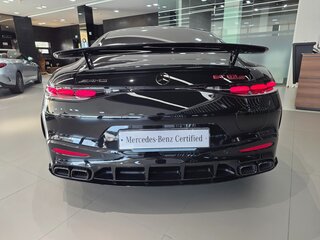 2026 Mercedes-Benz AMG GT 63 S E Performance II, чёрный, 29999666 рублей, вид 5