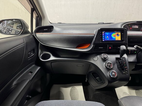 2018 Toyota Sienta II, чёрный, 1390000 рублей - вид 12
