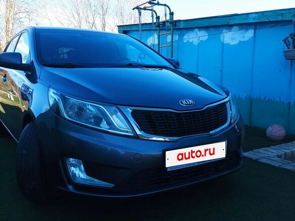 2014 Kia Rio III, серый, 780000 рублей - вид 2