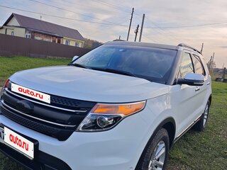 2013 Ford Explorer V, белый, 1600000 рублей, вид 2