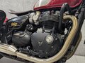 2022 Triumph Bonneville Bobber, красный, 1490000 рублей - вид 4