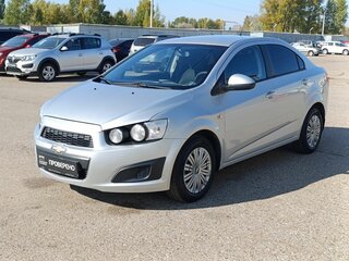 2012 Chevrolet Aveo II, серебристый, 665000 рублей, вид 1