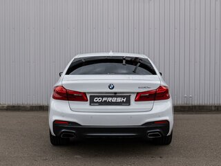 2020 BMW 5 серии 530e VII (G30/G31/G38), белый, 4399000 рублей, вид 4