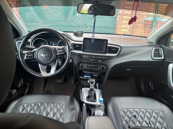2019 Kia Ceed III, серый, 1660000 рублей - вид 8