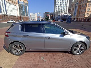 2014 Peugeot 308 II, серебристый, 1050000 рублей, вид 3