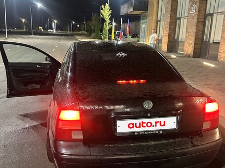 1998 Volkswagen Passat B5, чёрный, 275000 рублей, вид 3