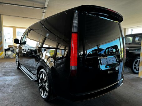 2025 Hyundai Staria I, чёрный, 8097000 рублей, вид 2