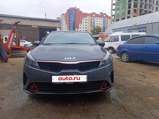 2022 Kia Rio IV Рестайлинг, серый, 1450000 рублей, вид 1