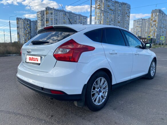 2013 Ford Focus III, белый, 520000 рублей - вид 5