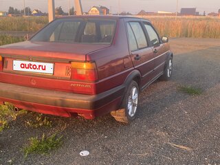 1990 Volkswagen Jetta II, красный, 130000 рублей, вид 3