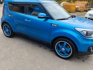2017 Kia Soul II Рестайлинг, синий, 1100000 рублей, вид 4