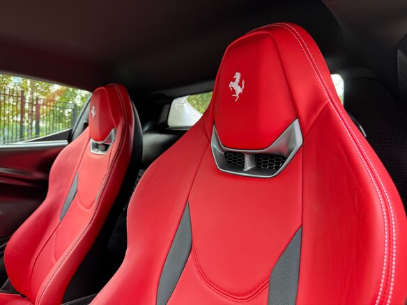2022 Ferrari 296 GTB, белый, 25900000 рублей - вид 29