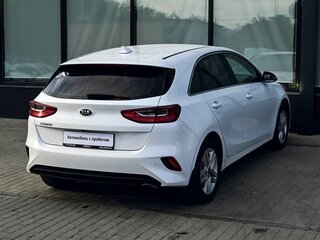 2019 Kia Ceed III, белый, 1699000 рублей, вид 5