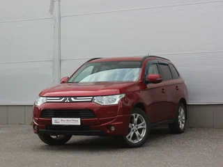 2013 Mitsubishi Outlander III, красный, 1067000 рублей, вид 1
