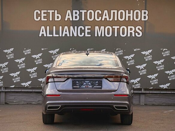 2023 Omoda S5, серый, 1390000 рублей - вид 5