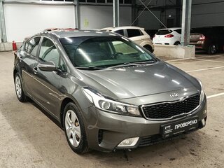 2019 Kia Cerato III Рестайлинг (Classic), серый, 1369000 рублей, вид 3