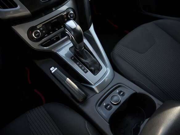 2015 Ford Focus III, чёрный, 787000 рублей - вид 10