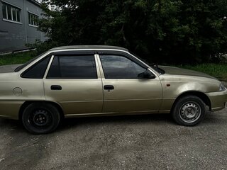 2010 Daewoo Nexia I Рестайлинг, бежевый, 180000 рублей, вид 5