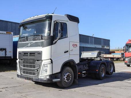 2018 Volvo FH, белый, 6990000 рублей, вид 3