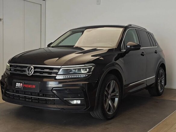 2020 Volkswagen Tiguan II, чёрный, 2300000 рублей