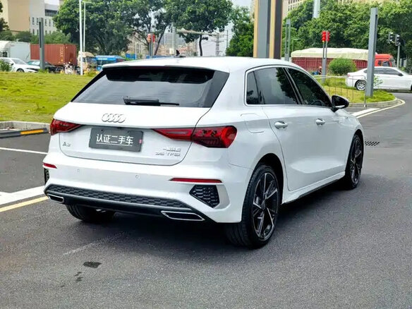 2023 Audi A3 Sportback 35 TFSI IV (8Y), белый, 1750606 рублей - вид 6